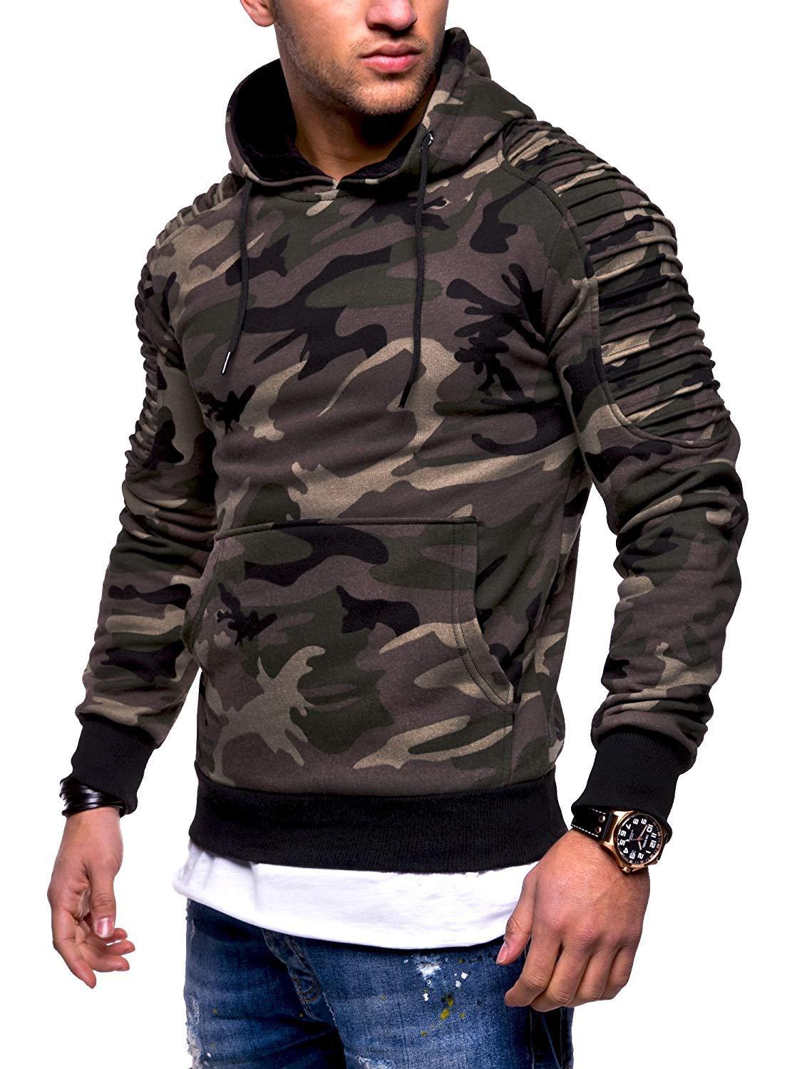 Men’s Striped Hoodie – Modern Style, Effortless Comfort.